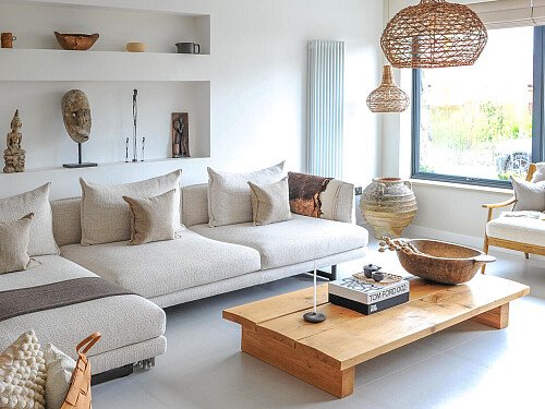 Wooden partition Stone wall- Filming Locations Locations Direct -04