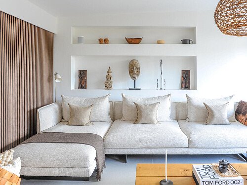 Wooden partition Stone wall- Filming Locations Locations Direct -08