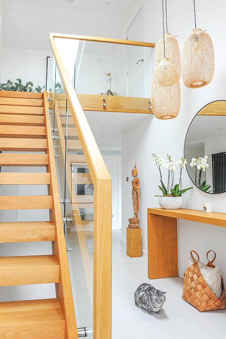 Wooden partition Stone wall- Filming Locations Locations Direct -15