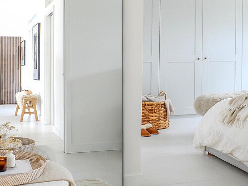 Wooden partition Stone wall- Filming Locations Locations Direct -27