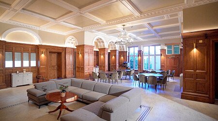 Patterned ceiling - Filming Locations Locations Direct -06