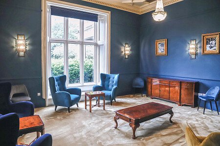 Patterned ceiling - Filming Locations Locations Direct -05