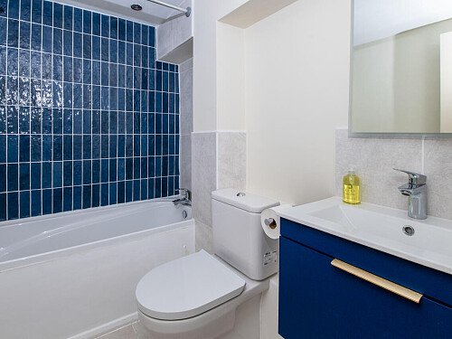 Patterned ceiling - Filming Locations Locations Direct -14