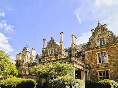 Patterned ceiling - Filming Locations Locations Direct -18