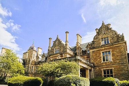 Patterned ceiling - Filming Locations Locations Direct -18
