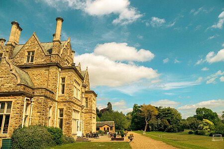Patterned ceiling - Filming Locations Locations Direct -19