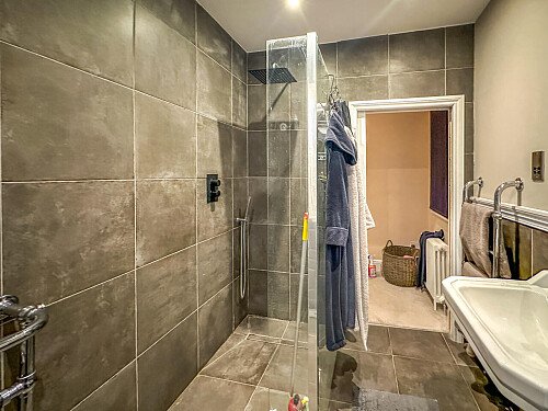 Gravel House  - Filming Locations Locations Direct -28