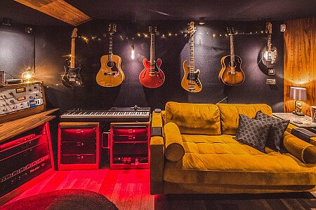 Croft House - Filming Locations Locations Direct -13