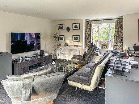 Wokingham - Filming Locations Locations Direct -06