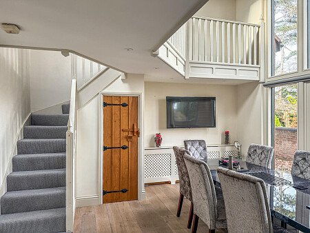 Wokingham - Filming Locations Locations Direct -05