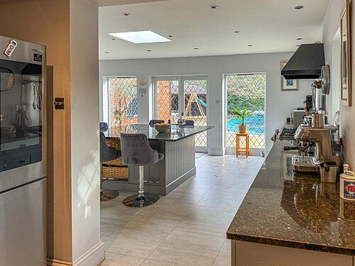 Wokingham - Filming Locations Locations Direct -07