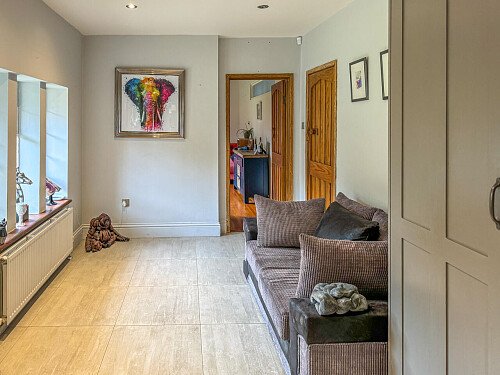 Wokingham - Filming Locations Locations Direct -16