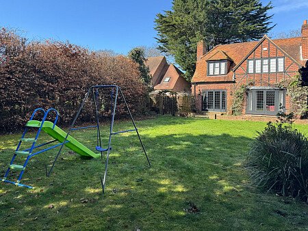 Wokingham - Filming Locations Locations Direct -48