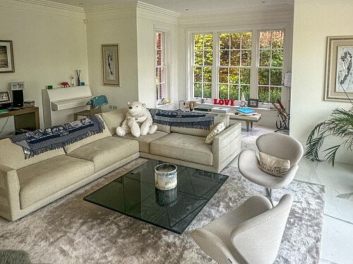 Marble Floors - Filming Locations Locations Direct -07