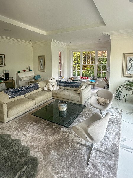 Marble Floors - Filming Locations Locations Direct -07