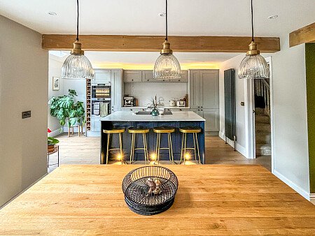 Todd House  - Filming Locations Locations Direct -01