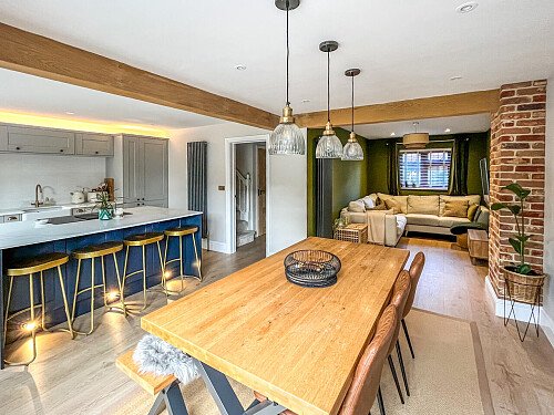 Todd House  - Filming Locations Locations Direct -03