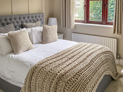 Todd House  - Filming Locations Locations Direct -09