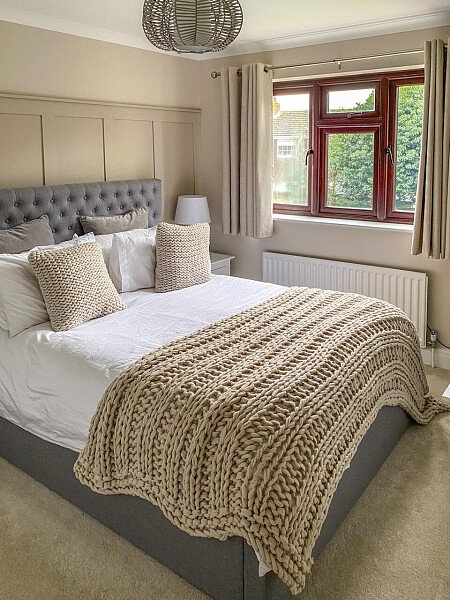 Todd House  - Filming Locations Locations Direct -09