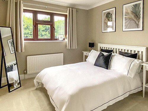 Todd House  - Filming Locations Locations Direct -11