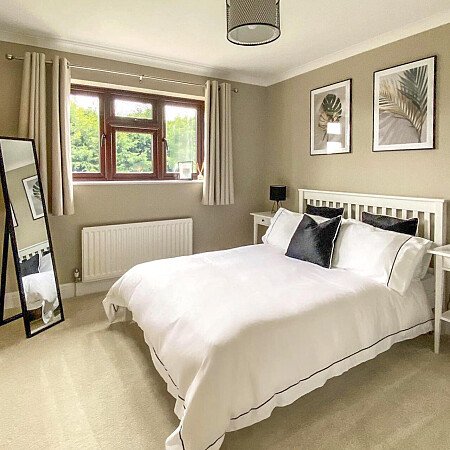 Todd House  - Filming Locations Locations Direct -11