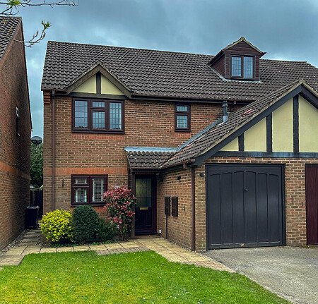 Todd House  - Filming Locations Locations Direct -23