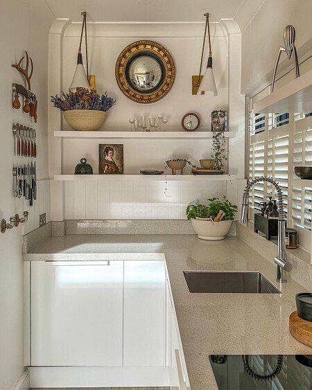 Rock House - Filming Locations Locations Direct -14