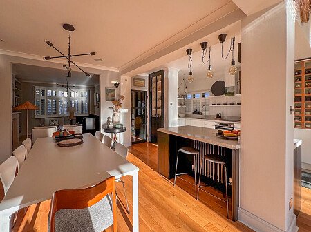 Rock House - Filming Locations Locations Direct -19