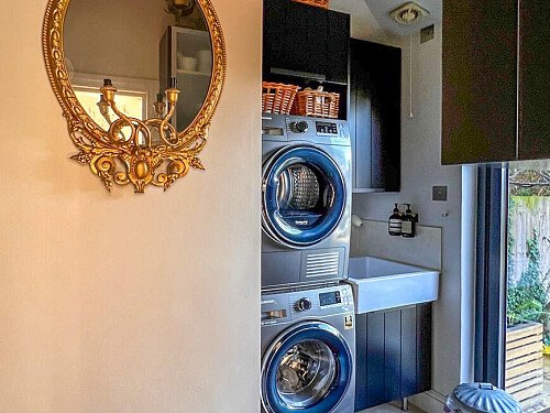 Rock House - Filming Locations Locations Direct -39