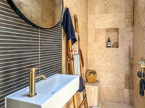 Rock House - Filming Locations Locations Direct -59