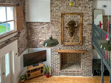 Rock Apt - Filming Locations Locations Direct -07