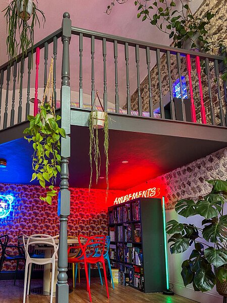 Rock Apt - Filming Locations Locations Direct -12