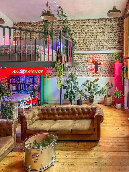 Rock Apt - Filming Locations Locations Direct -17