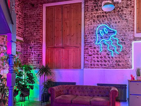 Rock Apt - Filming Locations Locations Direct -20