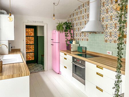 Rock Apt - Filming Locations Locations Direct -44