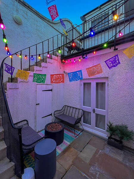 Rock Apt - Filming Locations Locations Direct -54