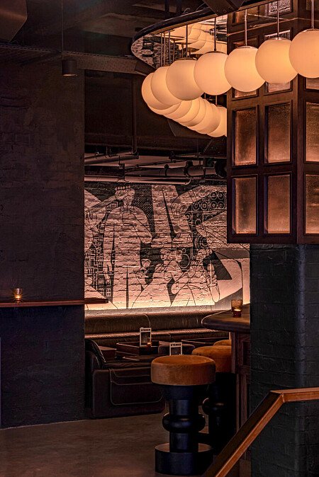 Piazza - Filming Locations Locations Direct -08