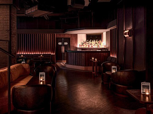 Piazza - Filming Locations Locations Direct -07