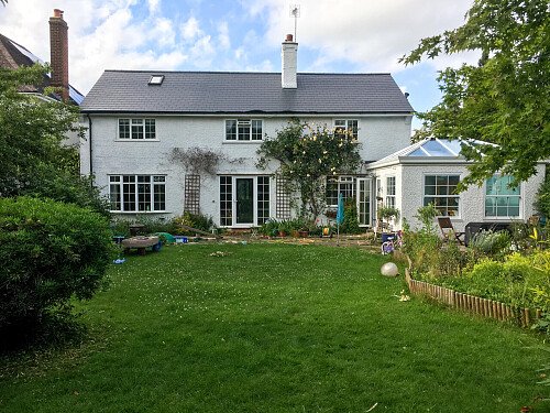 Grays - Filming Locations Locations Direct -04