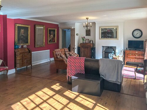 Grays - Filming Locations Locations Direct -05