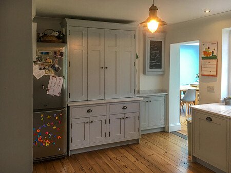 Grays - Filming Locations Locations Direct -08