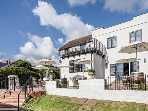 Pool House - Filming Locations Locations Direct -03