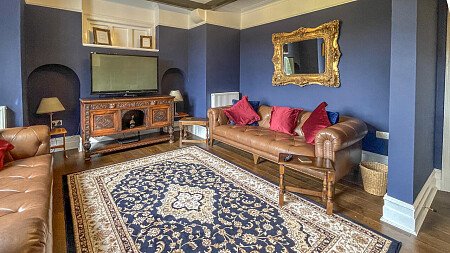 Pool House - Filming Locations Locations Direct -06