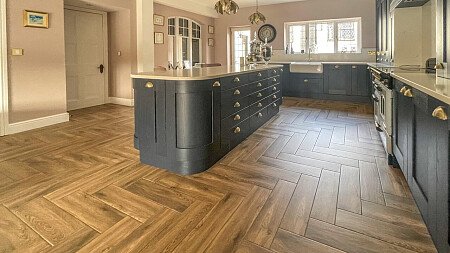 Pool House - Filming Locations Locations Direct -08