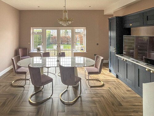 Pool House - Filming Locations Locations Direct -12