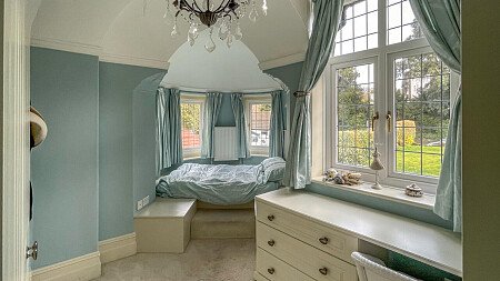 Pool House - Filming Locations Locations Direct -34