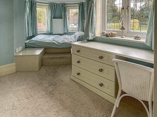 Pool House - Filming Locations Locations Direct -35