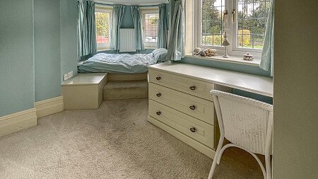 Pool House - Filming Locations Locations Direct -35