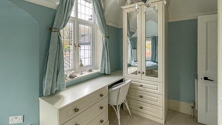 Pool House - Filming Locations Locations Direct -36