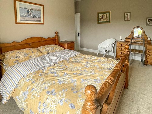 Pool House - Filming Locations Locations Direct -43